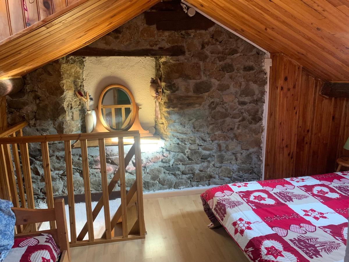 Joli Appartement Dans Une Maison Ancienne Ax-les-Thermes Exterior photo