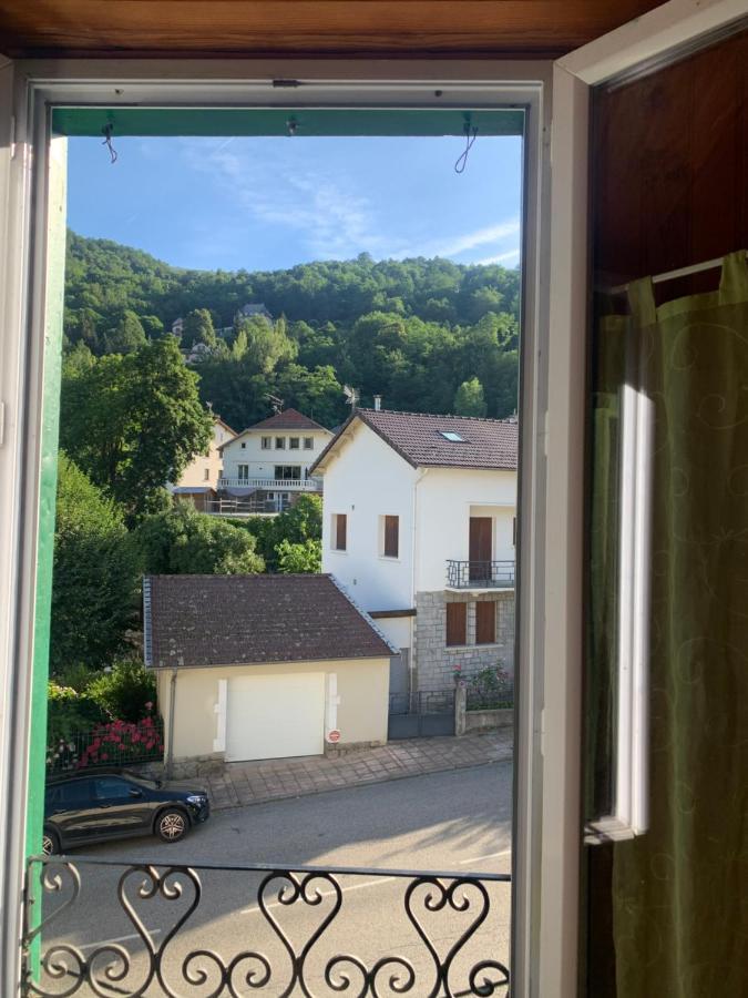 Joli Appartement Dans Une Maison Ancienne Ax-les-Thermes Exterior photo
